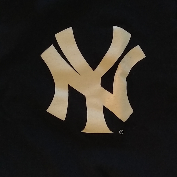 Mens NY Yankees tee shirt. Size M - Picture 4 of 7